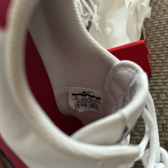 Nike Cortez Shoes - Picture 4 of 4